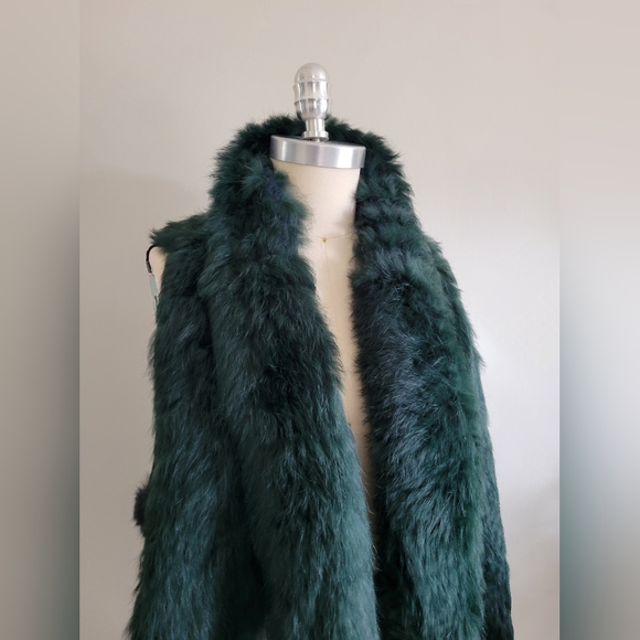 BNWT RUDSAK knit rabbit fur vest ombre green and black - Picture 2 of 14
